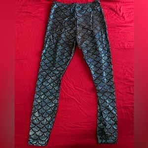 Mermaid looking leggings